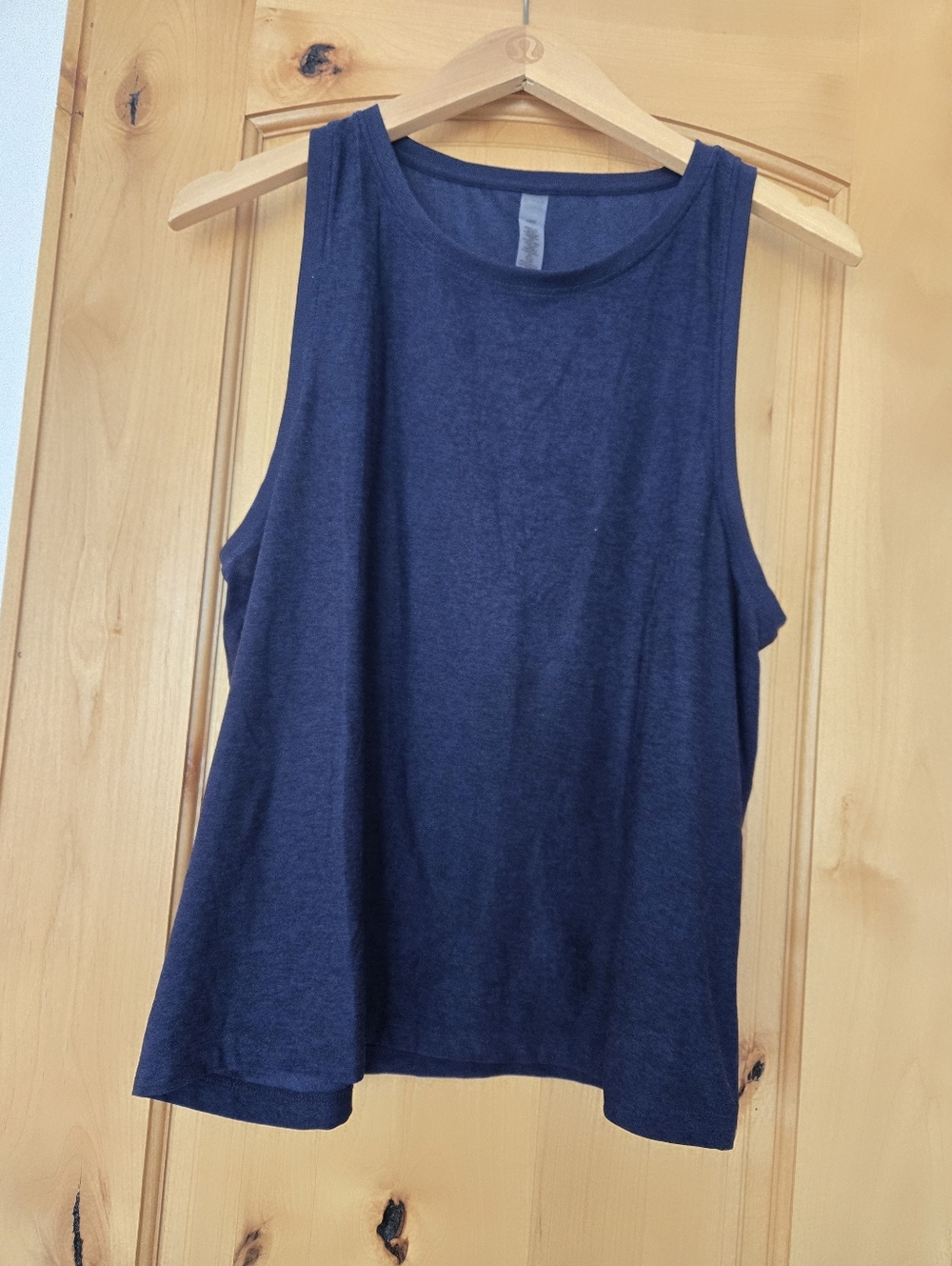 Beyond Yoga Navy Sleeveless Muscle Top Large